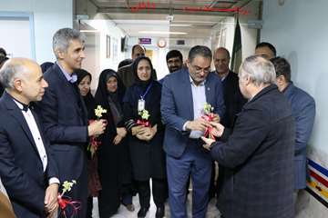 دکتر دانایی و رئیس دانشگاه سمنان در بیمارستان امیر-روزپرستار 